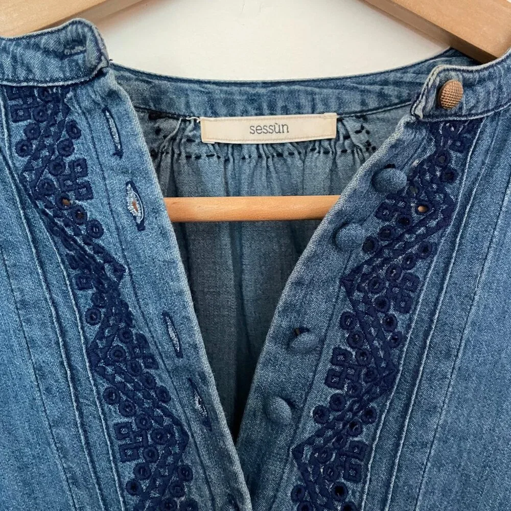 Sessùn Mahesha Embroidered Denim Blouse - Picture 4 of 7